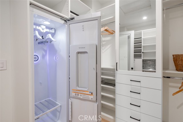 Detail Gallery Image 48 of 75 For 153 Granada Ave, Long Beach,  CA 90803 - 5 Beds | 4 Baths