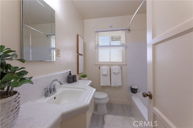 Detail Gallery Image 12 of 20 For 4643 Knoxville Ave, Lakewood,  CA 90713 - 3 Beds | 1 Baths