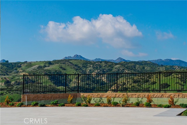 Detail Gallery Image 25 of 55 For 12043 Red Hawk Lane, Porter Ranch,  CA 91326 - 4 Beds | 4/1 Baths