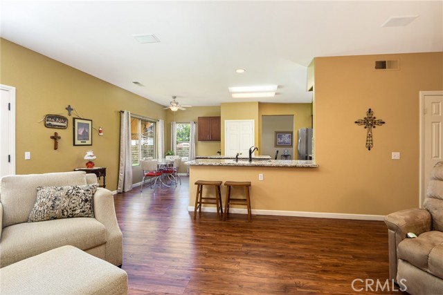 2898 Briarhaven Lane, Corona CA: https://media.crmls.org/medias/49a6d0e6-173e-4469-ad6f-86c1a355c6d1.jpg