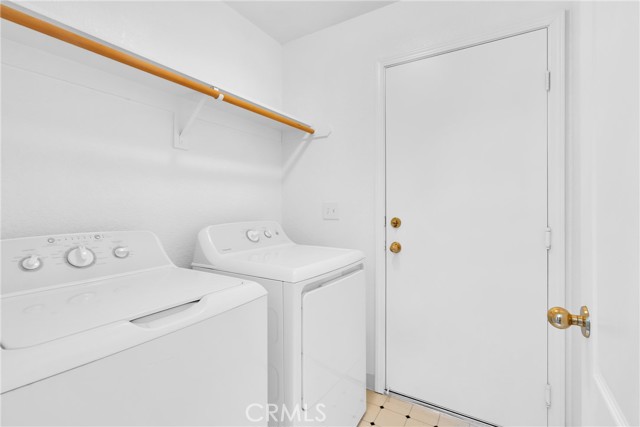 Detail Gallery Image 19 of 28 For 8590 N Sierra Vista, Fresno,  CA 93720 - 3 Beds | 2/1 Baths