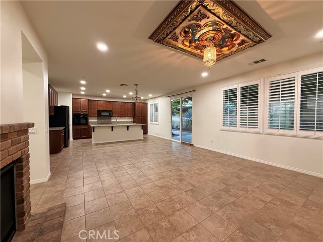 Detail Gallery Image 6 of 26 For 28301 Esplanada, Valencia,  CA 91354 - 4 Beds | 3 Baths