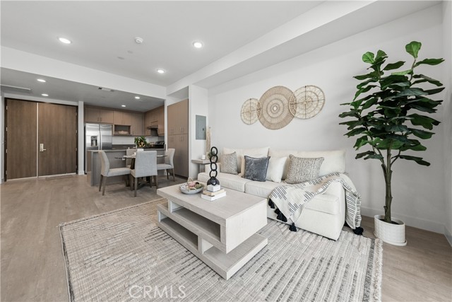 Detail Gallery Image 9 of 51 For 168 S Monterey St #413,  Alhambra,  CA 91801 - 1 Beds | 1/1 Baths