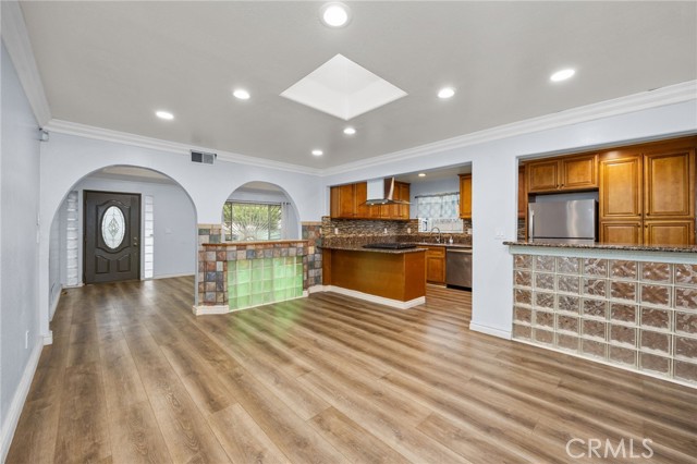 Detail Gallery Image 9 of 44 For 4227 Benham Ave, Baldwin Park,  CA 91706 - 4 Beds | 2 Baths