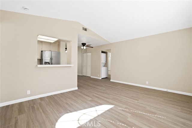 Detail Gallery Image 4 of 29 For 83 Gaviota, Rancho Santa Margarita,  CA 92688 - 2 Beds | 2 Baths