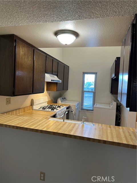 Detail Gallery Image 9 of 20 For 7101 Farralone Ave #115,  Canoga Park,  CA 91303 - 1 Beds | 1 Baths