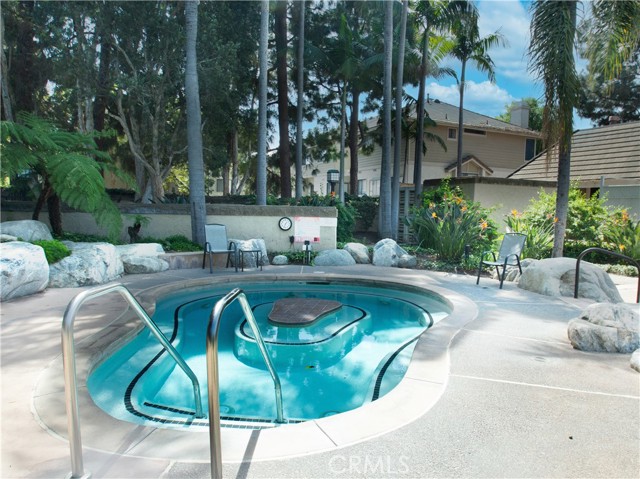 Detail Gallery Image 19 of 34 For 2559 Plaza Del Amo #205,  Torrance,  CA 90503 - 2 Beds | 2/1 Baths