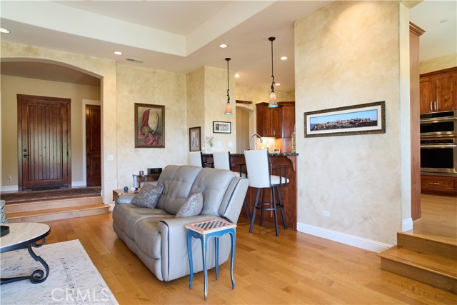 Detail Gallery Image 8 of 73 For 869 Whispering Winds Ln. Ln, Chico,  CA 95928 - 4 Beds | 3/1 Baths