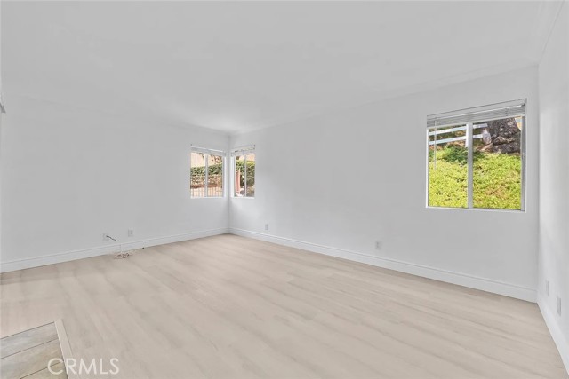 5320 Silver Canyon Rd, Yorba Linda CA: https://media.crmls.org/medias/49aaa08a-f170-4fe3-9724-7deacf13f3f6.jpg
