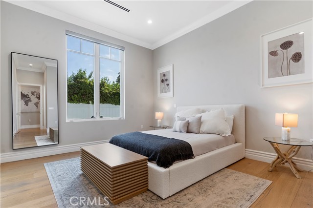 4635 Brewster Drive, Tarzana CA: https://media.crmls.org/medias/49ab6485-ba57-442b-8607-e2ba6af77786.jpg
