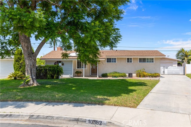 10582 Larry Dr, Anaheim, CA 92804