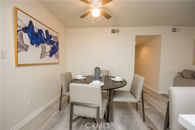 Detail Gallery Image 10 of 30 For 1114 W Blaine St #105,  Riverside,  CA 92507 - 2 Beds | 1 Baths