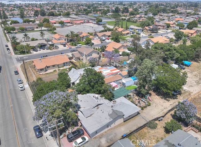 645 N Maple Avenue, Fontana CA: https://media.crmls.org/medias/49ac41a5-c576-4cd8-acf8-edef61d4491a.jpg