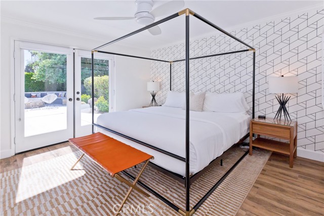 Detail Gallery Image 9 of 64 For 1057 E Marshall Way, Palm Springs,  CA 92262 - 4 Beds | 4 Baths