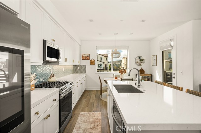 Detail Gallery Image 15 of 51 For 1613 Jade Road, Mission Viejo,  CA 92694 - 3 Beds | 3 Baths