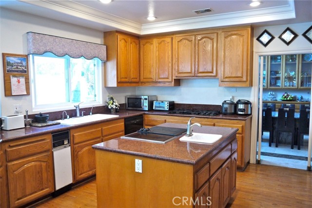 Detail Gallery Image 23 of 36 For 2759 N Chauncey, Orange,  CA 92867 - 6 Beds | 5 Baths