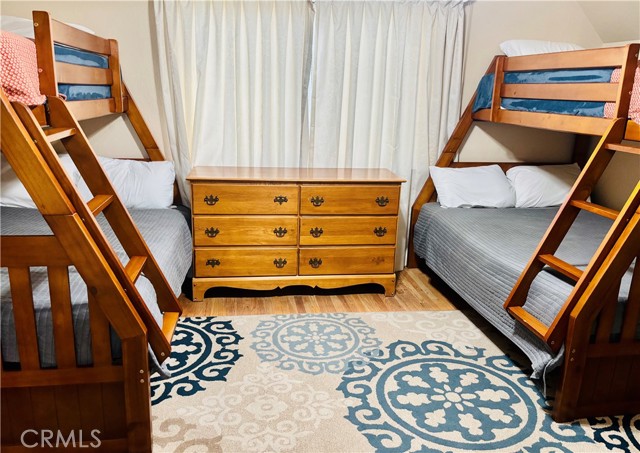 Detail Gallery Image 8 of 14 For 627 Chipmunk, Big Bear Lake,  CA 92315 - 3 Beds | 1/1 Baths