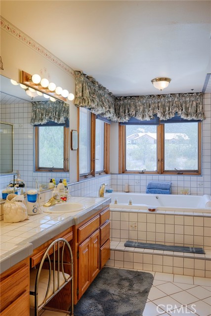 30240 Aliso Canyon Road, Acton CA: https://media.crmls.org/medias/49ae57c2-ad27-4ef8-b882-90c518138c21.jpg