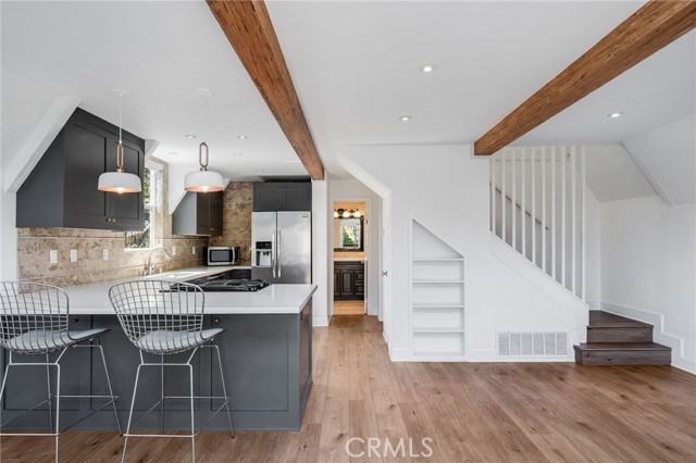 Detail Gallery Image 5 of 29 For 21562 Anns Ln a,  Laguna Beach,  CA 92651 - 2 Beds | 2 Baths