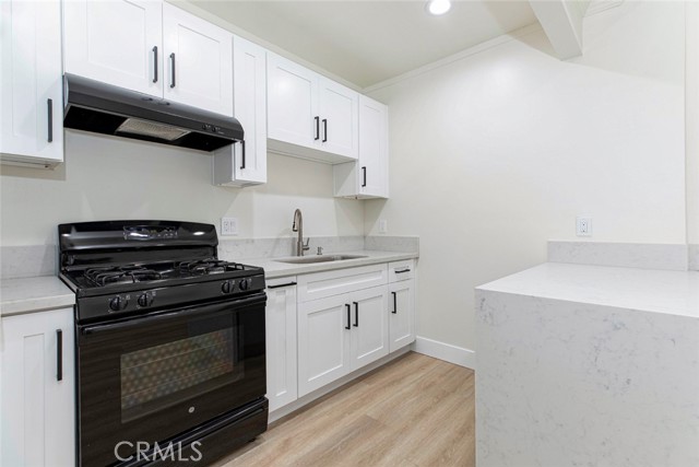 Detail Gallery Image 8 of 14 For 14319 Tiara St #2,  Van Nuys,  CA 91401 - 0 Beds | 1 Baths
