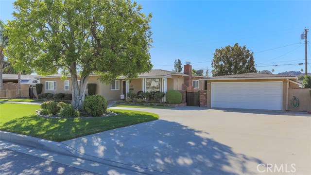 1010 E Meda Ave, Glendora, CA 91741