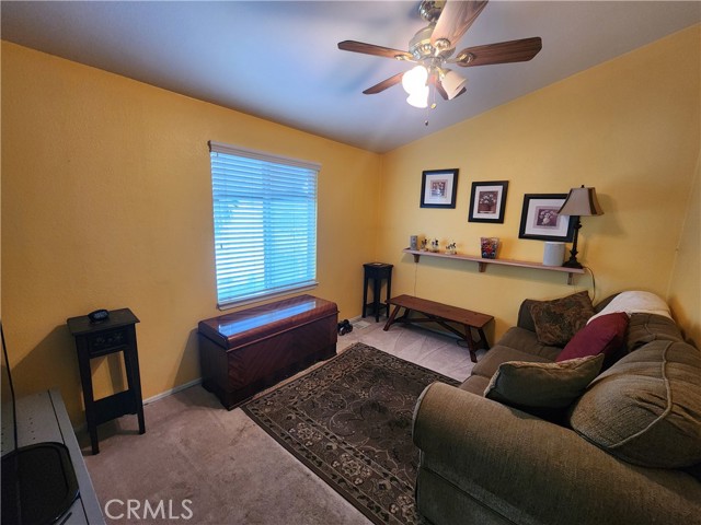 Detail Gallery Image 14 of 23 For 221 Albatross Ln, Fountain Valley,  CA 92708 - 2 Beds | 2 Baths