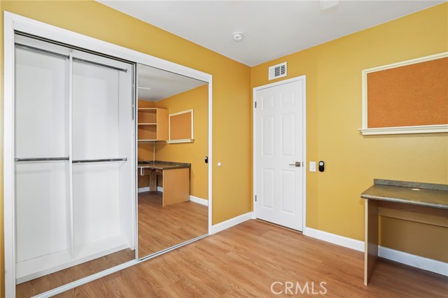 Detail Gallery Image 28 of 43 For 11001 Limerick Ave, Chatsworth,  CA 91311 - 4 Beds | 2/1 Baths