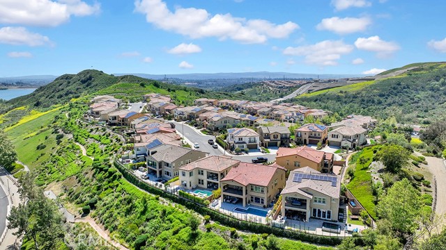 15 Cielo Azul, Mission Viejo CA: https://media.crmls.org/medias/49b183e5-b7de-463b-96f2-8f418537cd9b.jpg