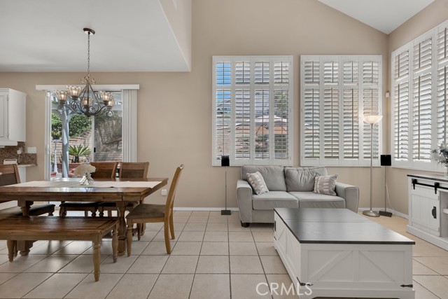 Detail Gallery Image 12 of 53 For 23809 Woodpark Ct, Valencia,  CA 91354 - 4 Beds | 3 Baths