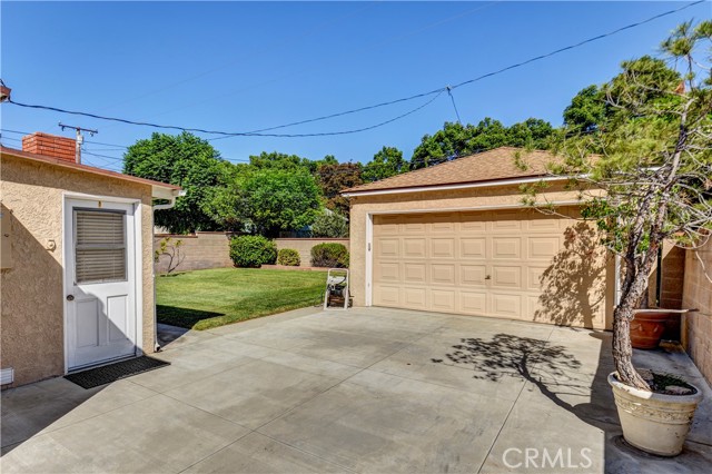 Two Car Detached Garage