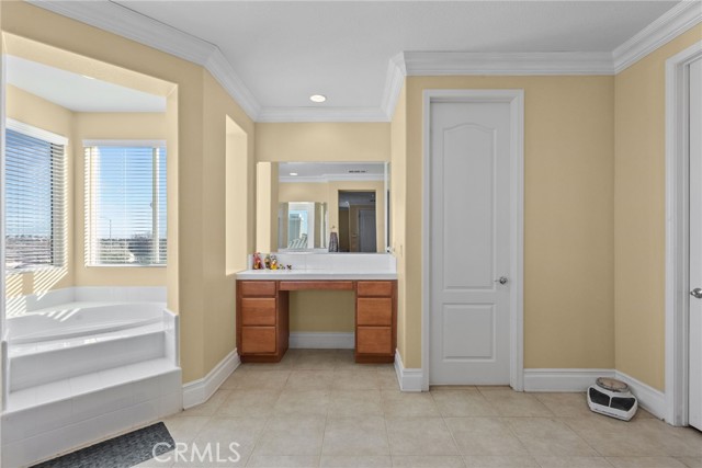 Detail Gallery Image 40 of 55 For 3625 Paddock Way, Quartz Hill,  CA 93536 - 6 Beds | 4/2 Baths