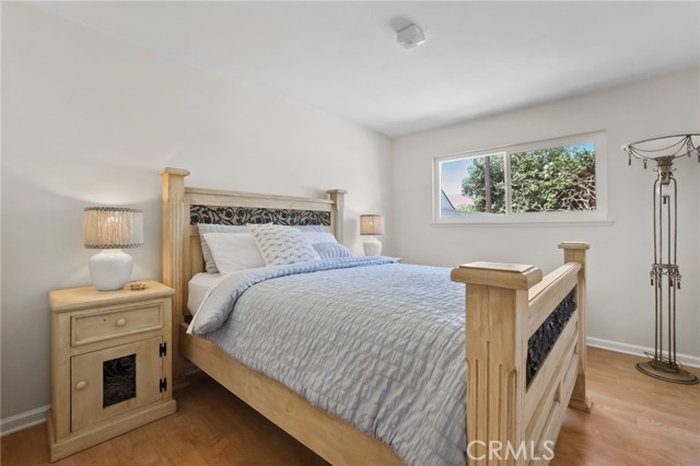 20071 Moontide Circle, Huntington Beach CA: https://media.crmls.org/medias/49b499cf-7e5f-45a6-acdd-929eec25533e.jpg