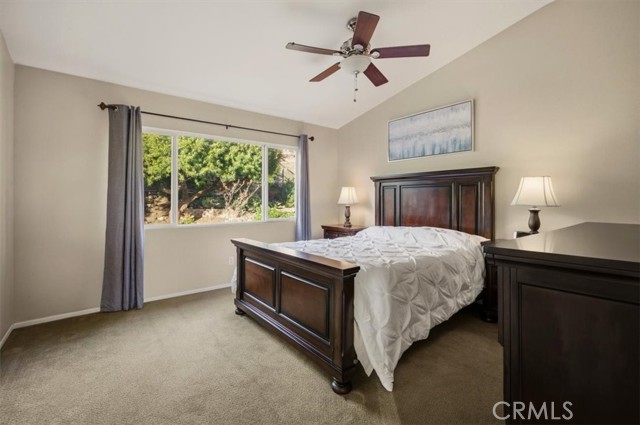 Detail Gallery Image 20 of 58 For 14666 Ontario Cir, Fontana,  CA 92336 - 4 Beds | 2/1 Baths