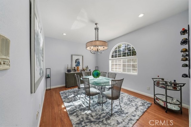 Detail Gallery Image 16 of 44 For 27312 Little Bear, Lake Arrowhead,  CA 92317 - 4 Beds | 4/1 Baths