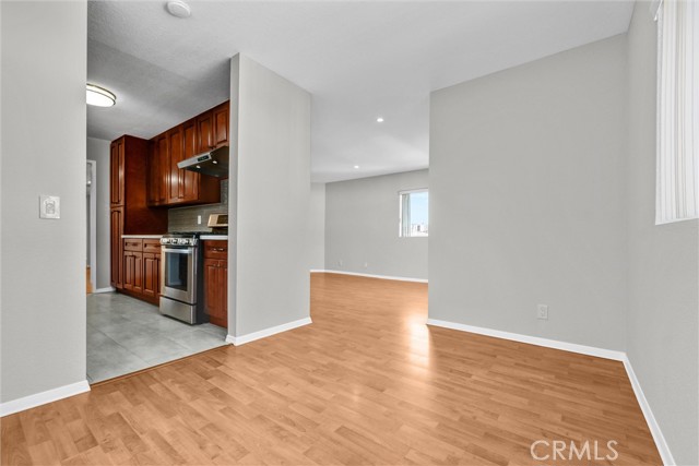 Detail Gallery Image 12 of 36 For 1304 Stanley #10,  Glendale,  CA 91206 - 3 Beds | 2 Baths