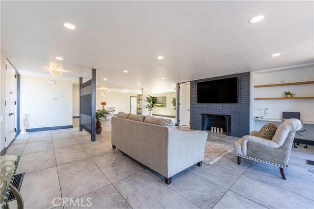 Detail Gallery Image 10 of 71 For 10220 Balmoral Ct, Riverside,  CA 92503 - 3 Beds | 2 Baths