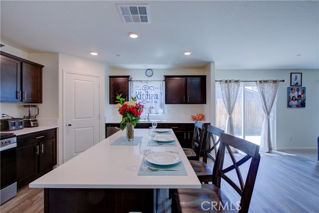 Detail Gallery Image 16 of 55 For 218 Bryce Canyon Ct, Merced,  CA 95341 - 5 Beds | 3 Baths