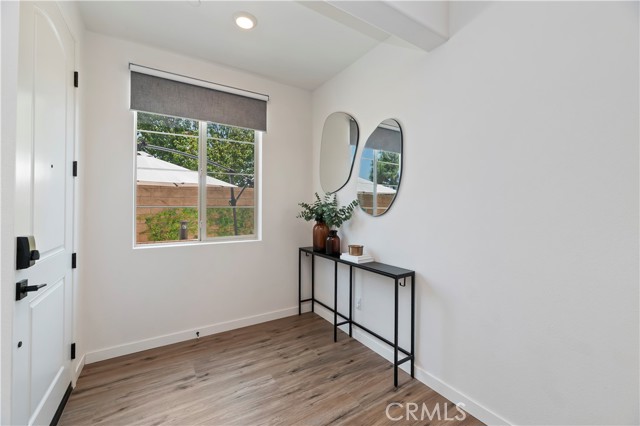 5680 Kate Way, Fontana CA: https://media.crmls.org/medias/49b6851c-d064-468b-8214-d6b2924196ae.jpg