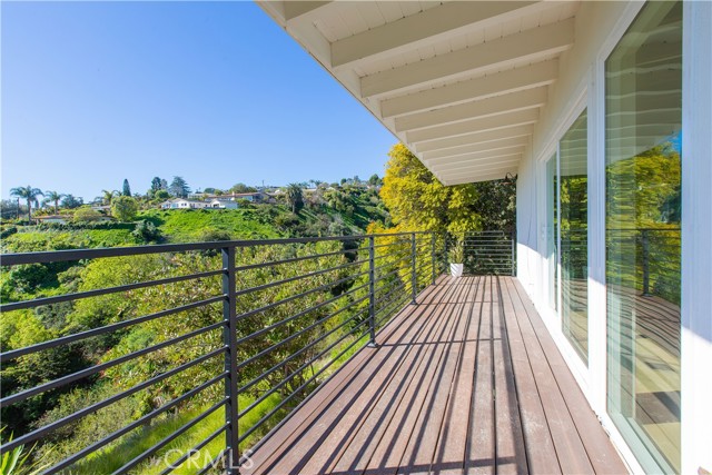 2348 Sunnyside Ridge Road, Rancho Palos Verdes, California 90275, 4 Bedrooms Bedrooms, ,2 BathroomsBathrooms,Residential,Sold,Sunnyside Ridge,PW23030378