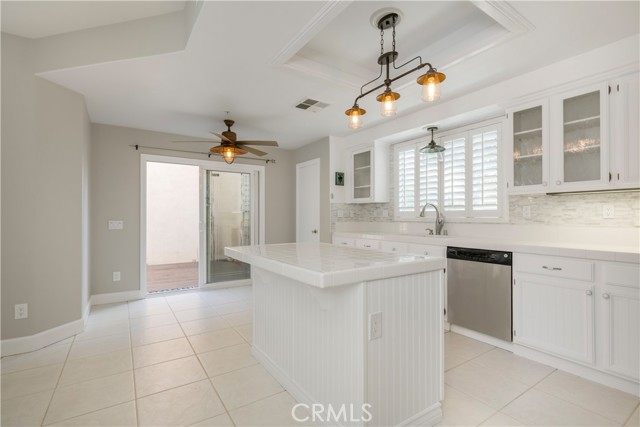 Detail Gallery Image 9 of 40 For 26307 Arboretum Way #304,  Murrieta,  CA 92563 - 3 Beds | 2/1 Baths