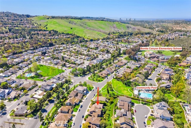 17 Silver Crescent, Irvine CA: https://media.crmls.org/medias/49b7e7a0-88ee-406c-afdc-1a17cc9011af.jpg