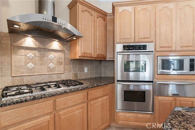 Detail Gallery Image 21 of 68 For 1503 Blossom Ct, Redlands,  CA 92373 - 5 Beds | 4/1 Baths