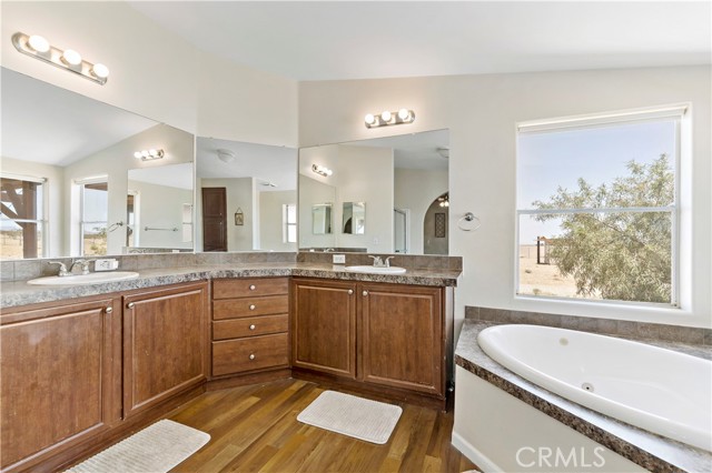 Detail Gallery Image 31 of 60 For 61375 Leslie Ln, Landers,  CA 92285 - 4 Beds | 2/1 Baths