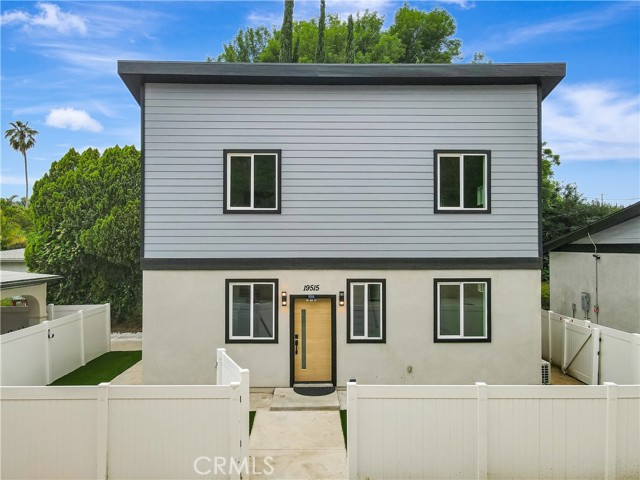 19513 Cantara Street photo 38