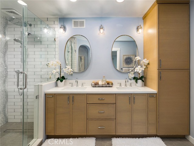 237 Via Los Miradores, Redondo Beach CA: https://media.crmls.org/medias/49b9b93f-03ba-4282-95aa-6904768264dc.jpg