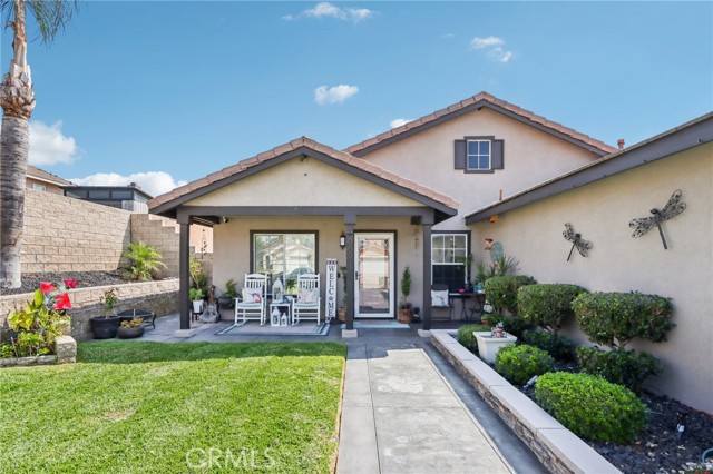 6691 Lindbergh Avenue, Fontana CA: https://media.crmls.org/medias/49b9d475-64f0-4f2f-ba78-0df6955cba39.jpg