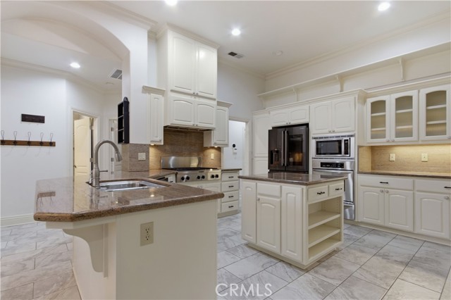 Image 12 of 66 For 2144 King Arthur Court