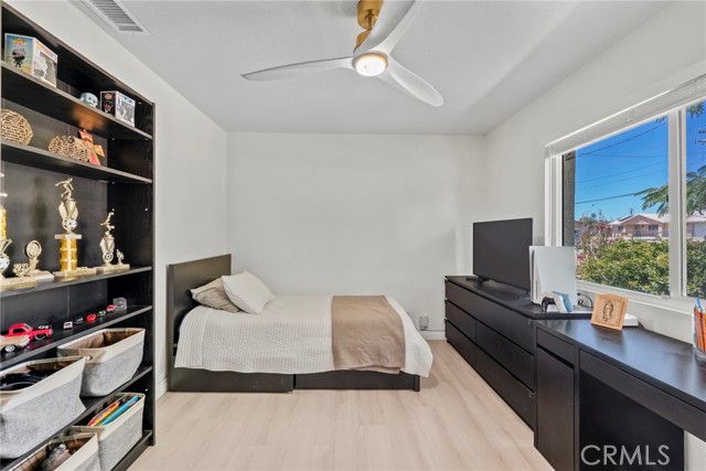 Detail Gallery Image 24 of 60 For 8263 3rd, Hesperia,  CA 92345 - 6 Beds | 3 Baths