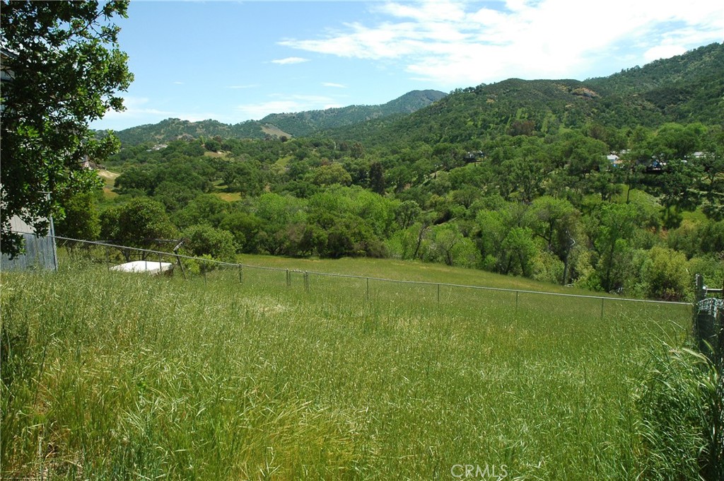 5042 Meadow Lark Lane