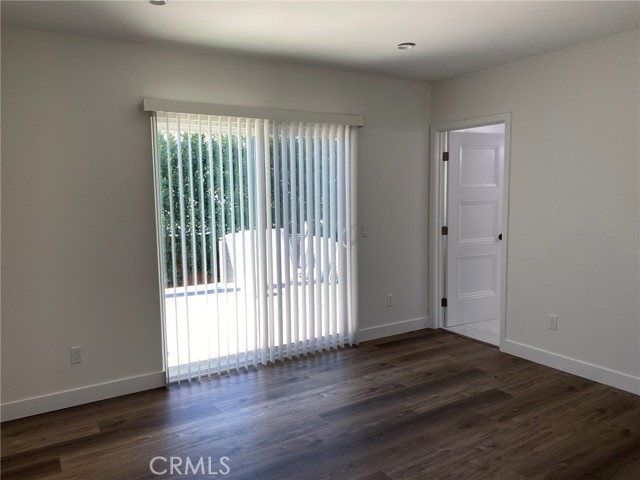 Detail Gallery Image 6 of 16 For 5024 Topanga Canyon Bld, Woodland Hills,  CA 91364 - 2 Beds | 2 Baths
